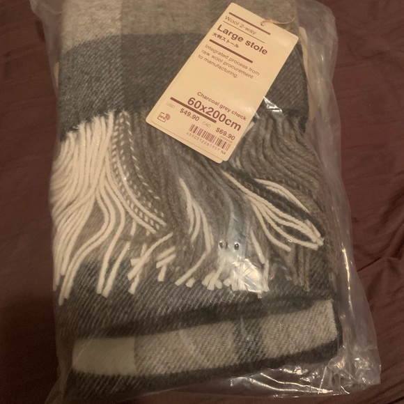 Muji Patterned Wool Woven Stole 60x200cm - Picture 5 of 6